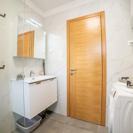 Appartement Karigo 4 Makarska